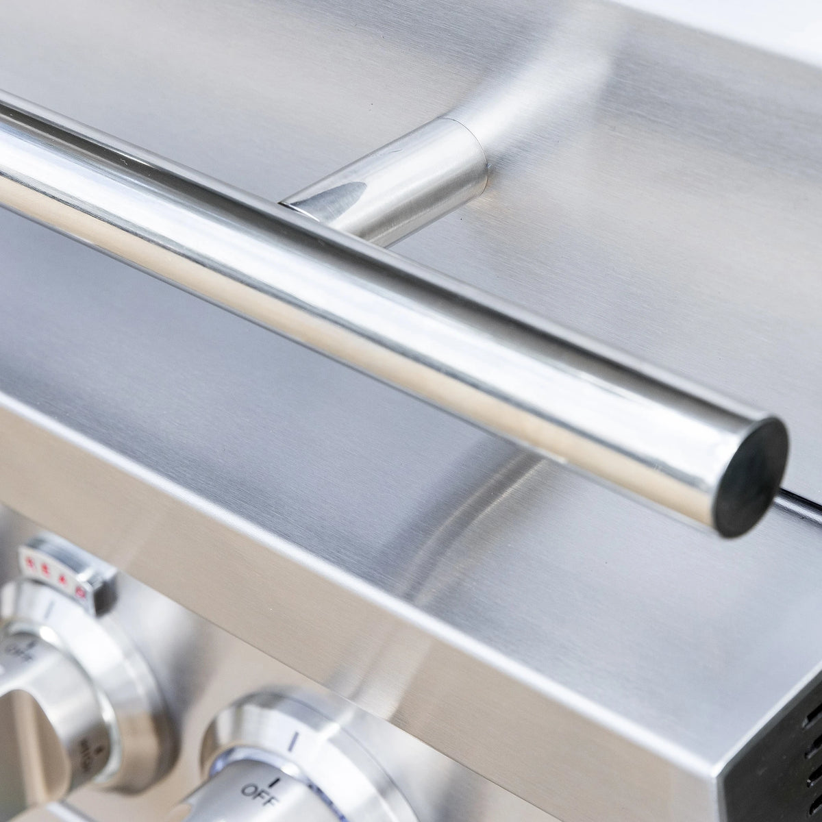 Sizzler Pro 32" Built-in Grill by Summerset