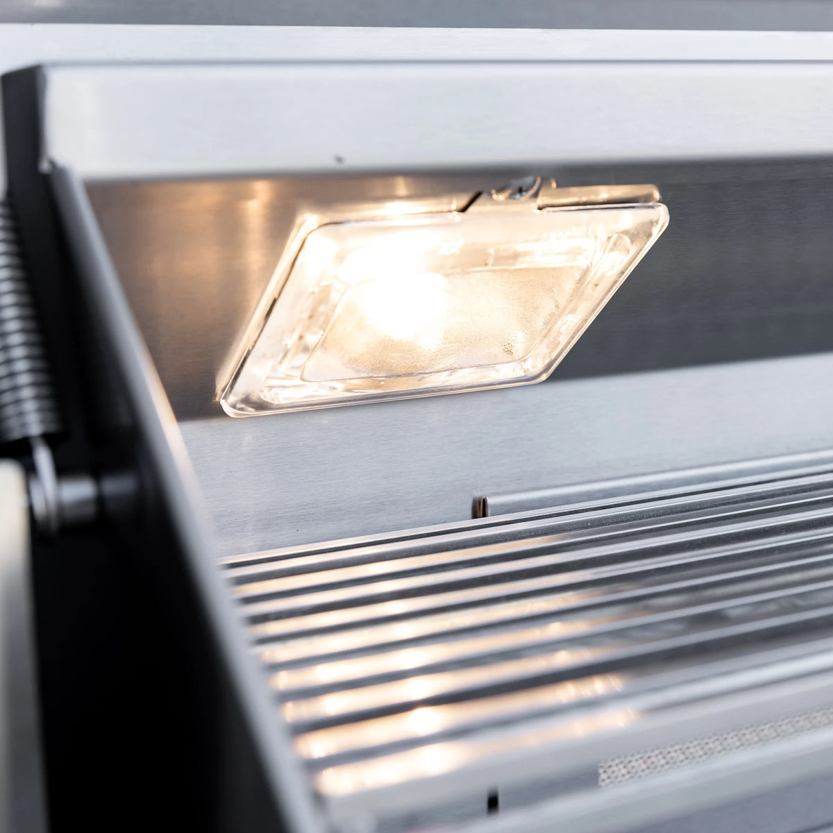 TRL Pro 32" Built-in Grill by Summerset