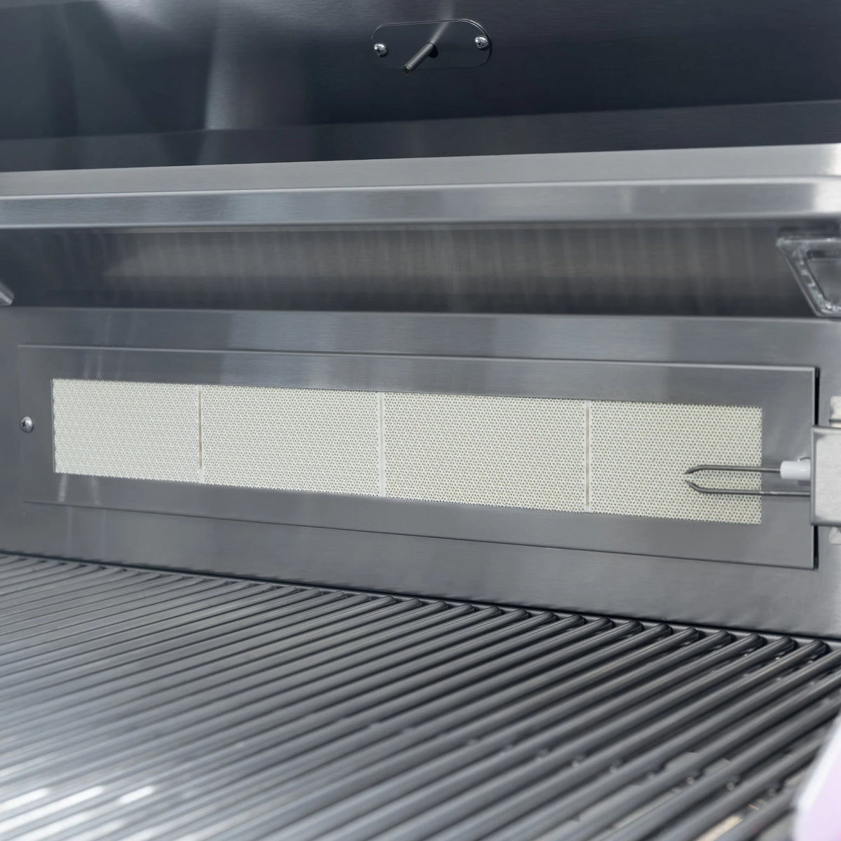 Sizzler Pro 32" Built-in Grill by Summerset