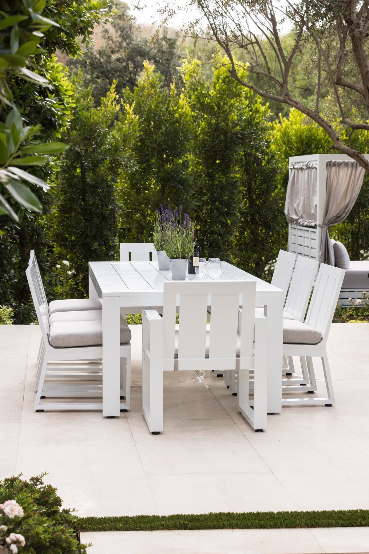Sunset West Newport Armless Dining Chair in Cast Silver, No Welt — View 3