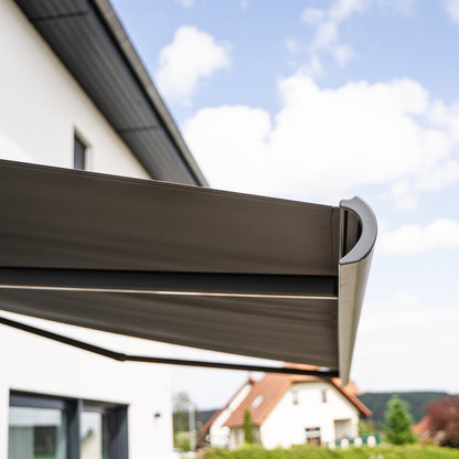 PERGOLUX Awning outdoor lifestyle view