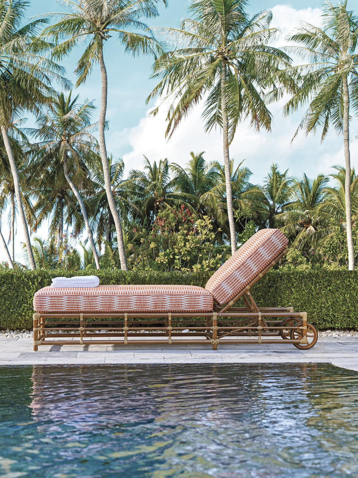 Tommy Bahama Outdoor Sandpiper Bay Chaise — View 2