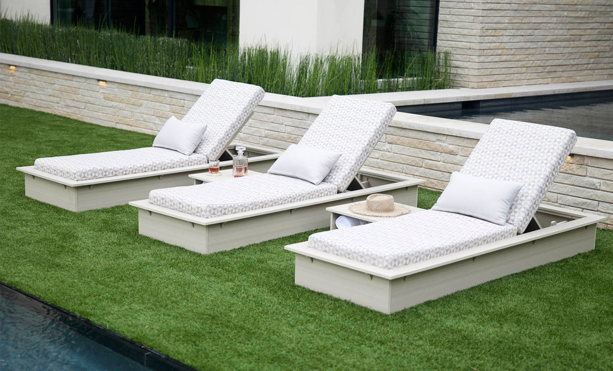 Ledge Echo Chaise