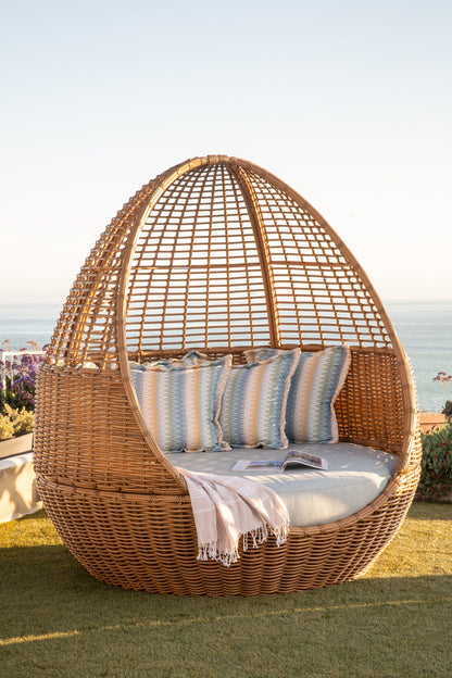 Sunset West Playa Daybed in Soothe Pearl w/ Flange Welt — View 3