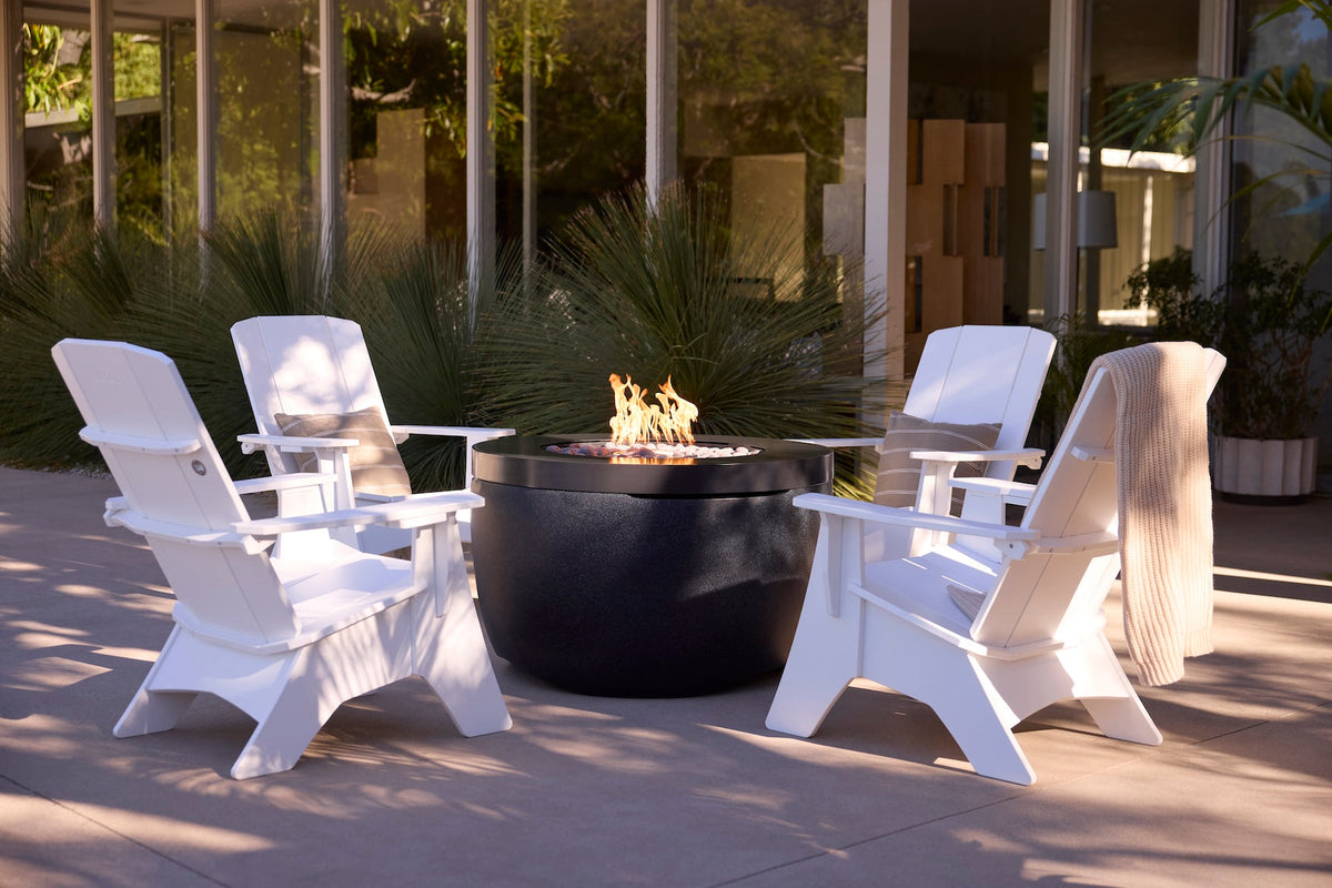 Ledge Halo Firepit with Set of 4 Adirondacks