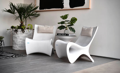 Ledge Autograph Chair