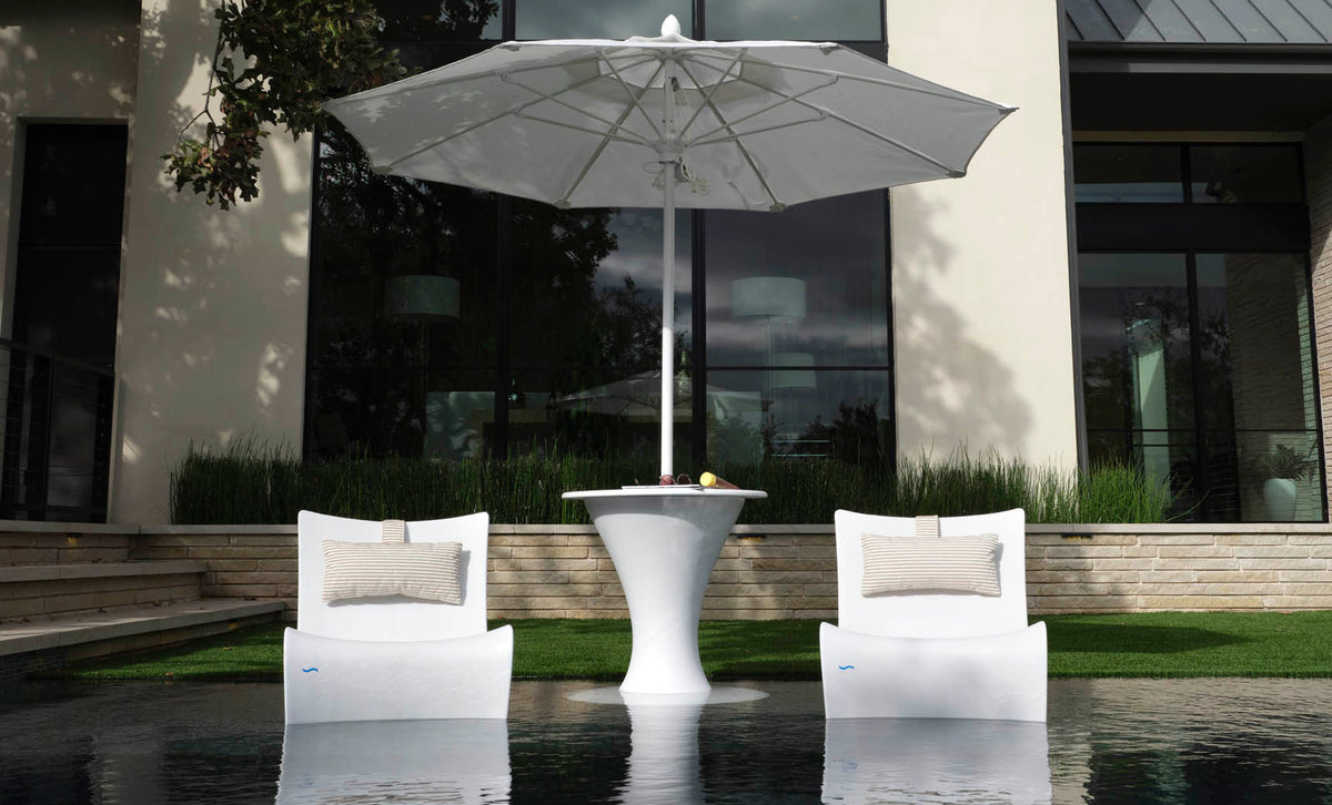 Ledge Autograph Chair