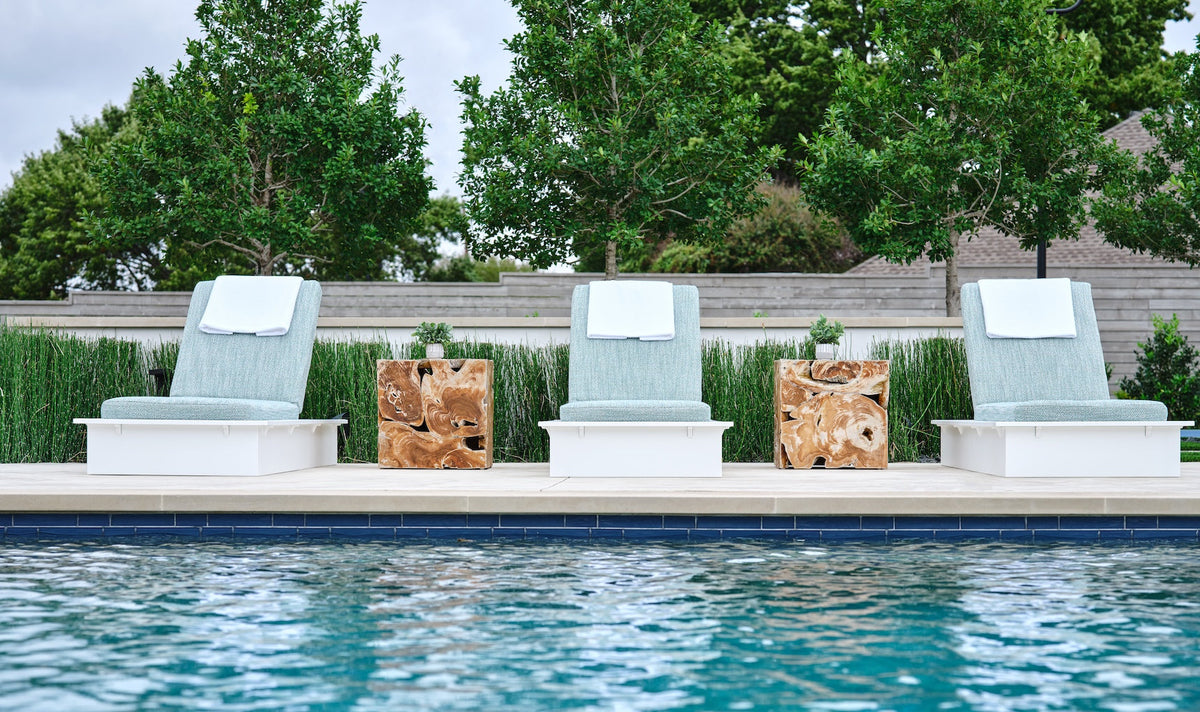 Ledge Echo Chaise