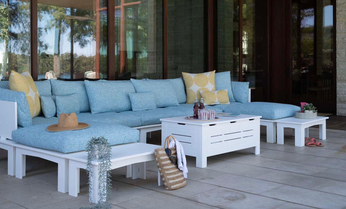 Ledge Mainstay Sectional Relaxed Middle