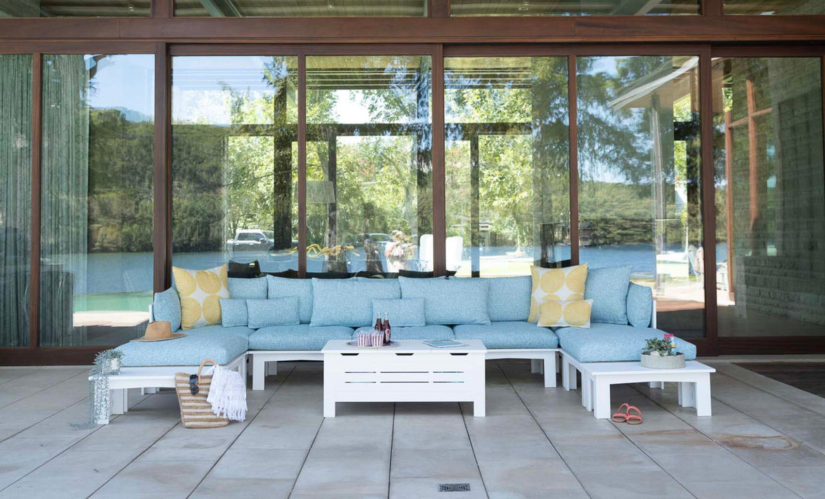 Ledge Mainstay Sectional Relaxed Middle