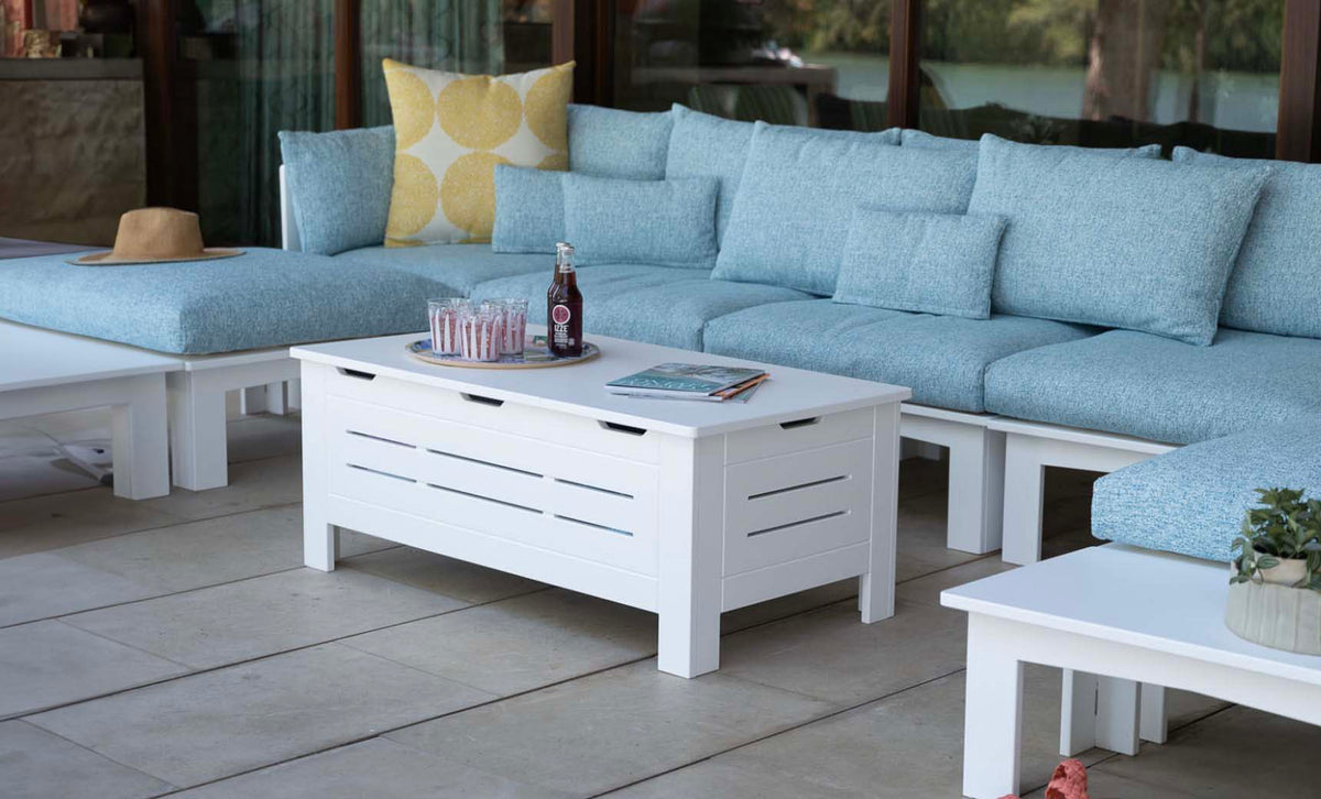Ledge Mainstay Sectional Relaxed Middle