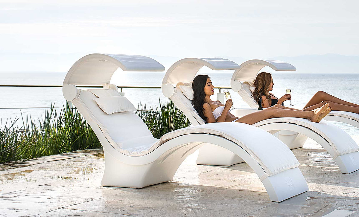 Ledge Signature Chaise Deep Cushion