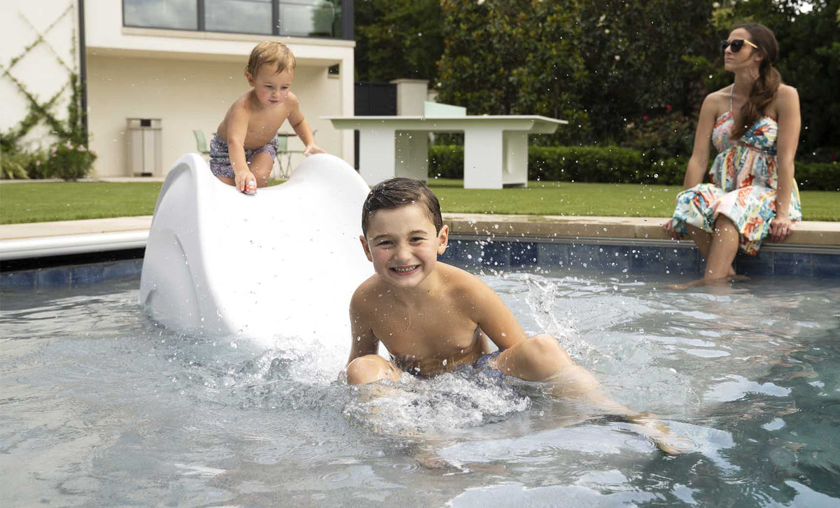 Ledge Hoopstr and Signature Slide In-Pool Games Set