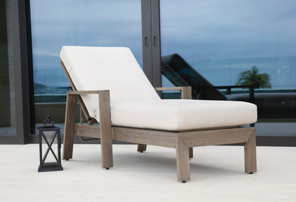 Sunset West Laguna Chaise Lounge in Canvas Flax, No Welt