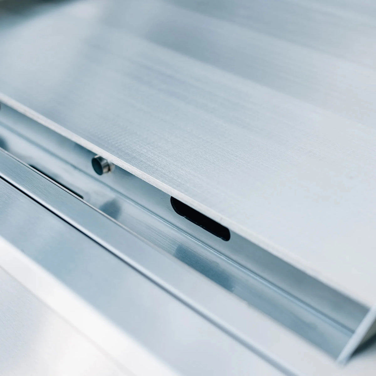 30" Griddle Pro Built-In by Summerset